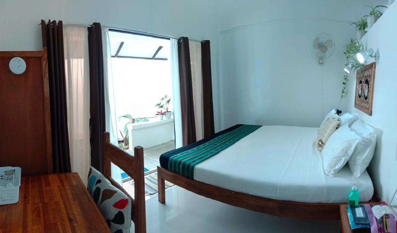 Corong Beach Resort Ель-Нідо Екстер'єр фото