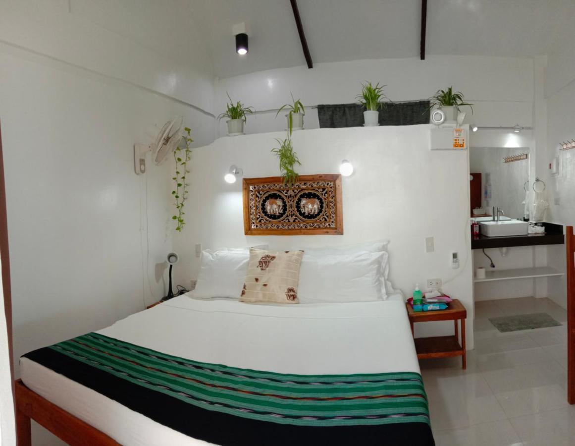 Corong Beach Resort Ель-Нідо Екстер'єр фото