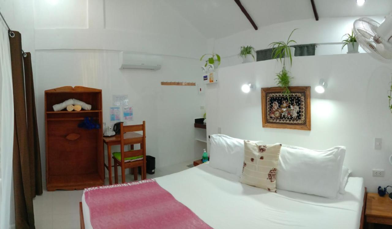 Corong Beach Resort Ель-Нідо Екстер'єр фото
