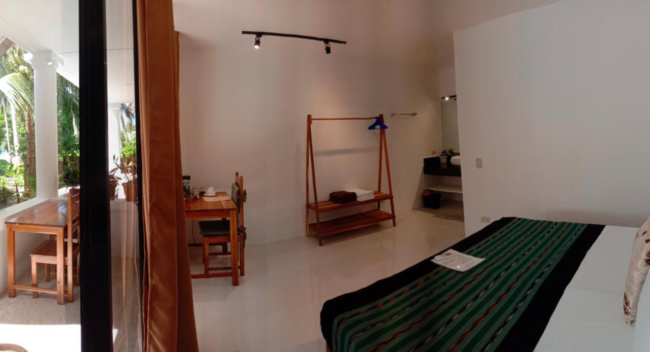 Corong Beach Resort Ель-Нідо Екстер'єр фото