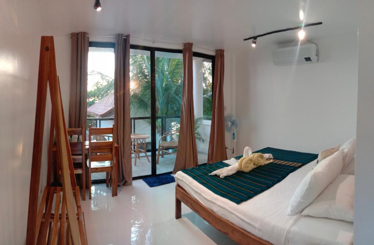 Corong Beach Resort Ель-Нідо Екстер'єр фото